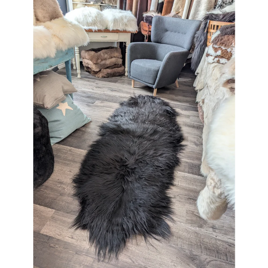 DBLBLK#4 87" x 33" Double Icelandic Sheepskin Natural Black