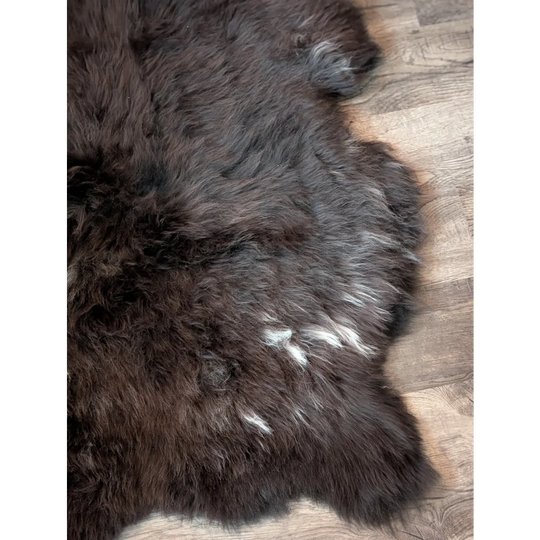 DE10❤️46.5" x 31" Gorgeous Fluffy British Sheepskin