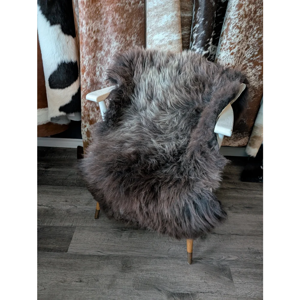 DE11❤️46" x 29" Gorgeous Fluffy British Sheepskin