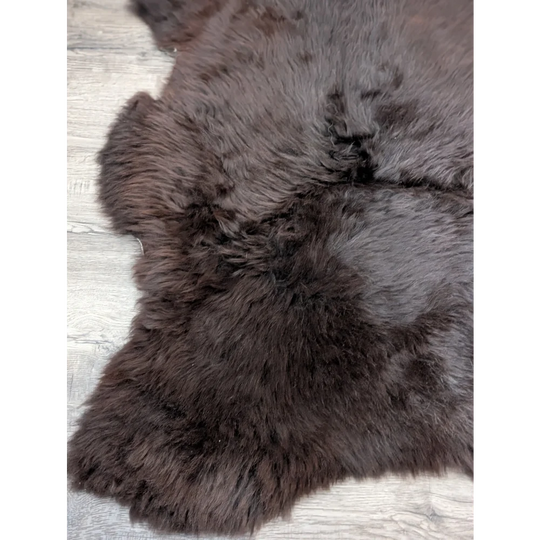 Gorgeous fluffy 44’’ x 31’’ rare British sheepskin rug with soft dense fur