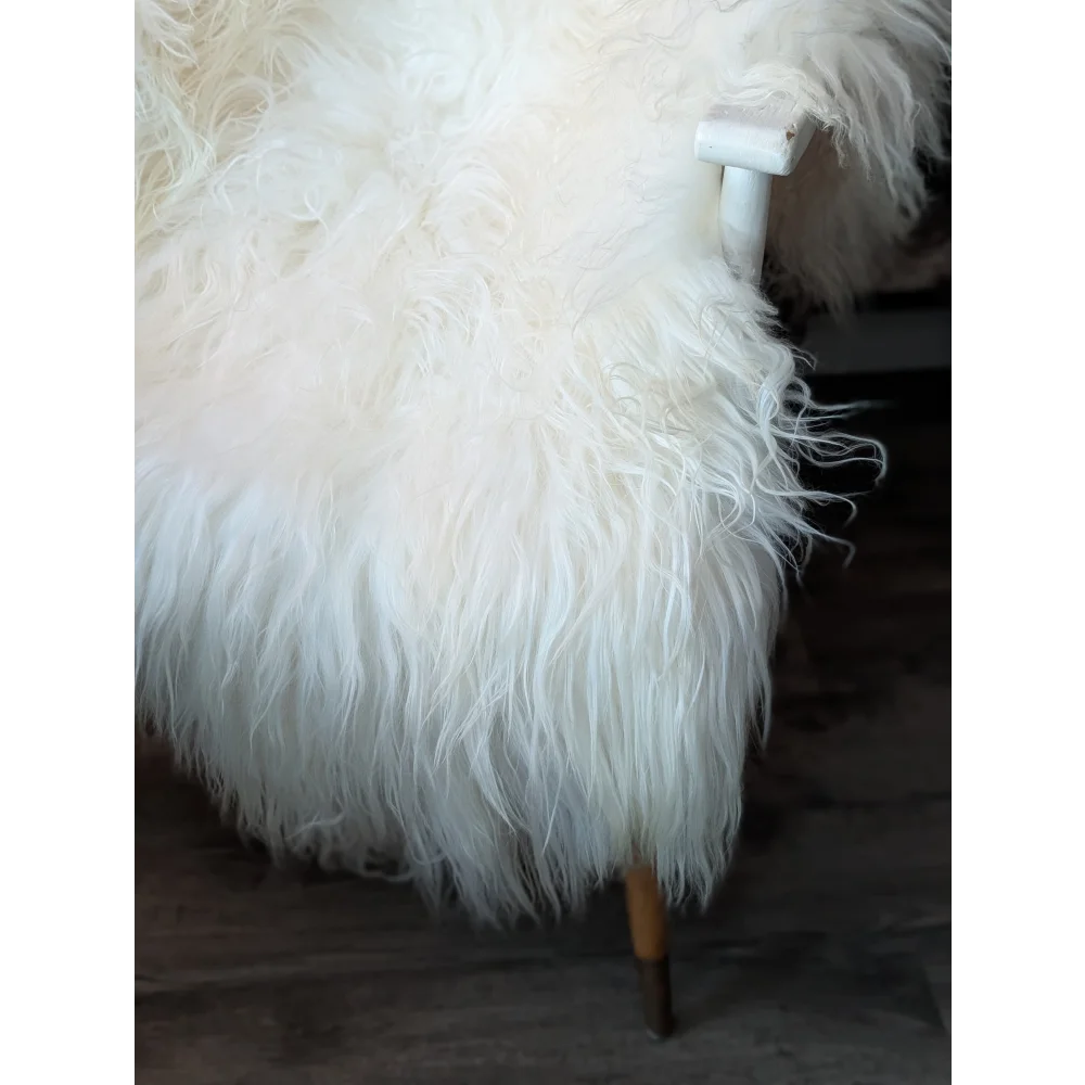 DE34❤️54" x 30" Natural White Icelandic Sheepskin