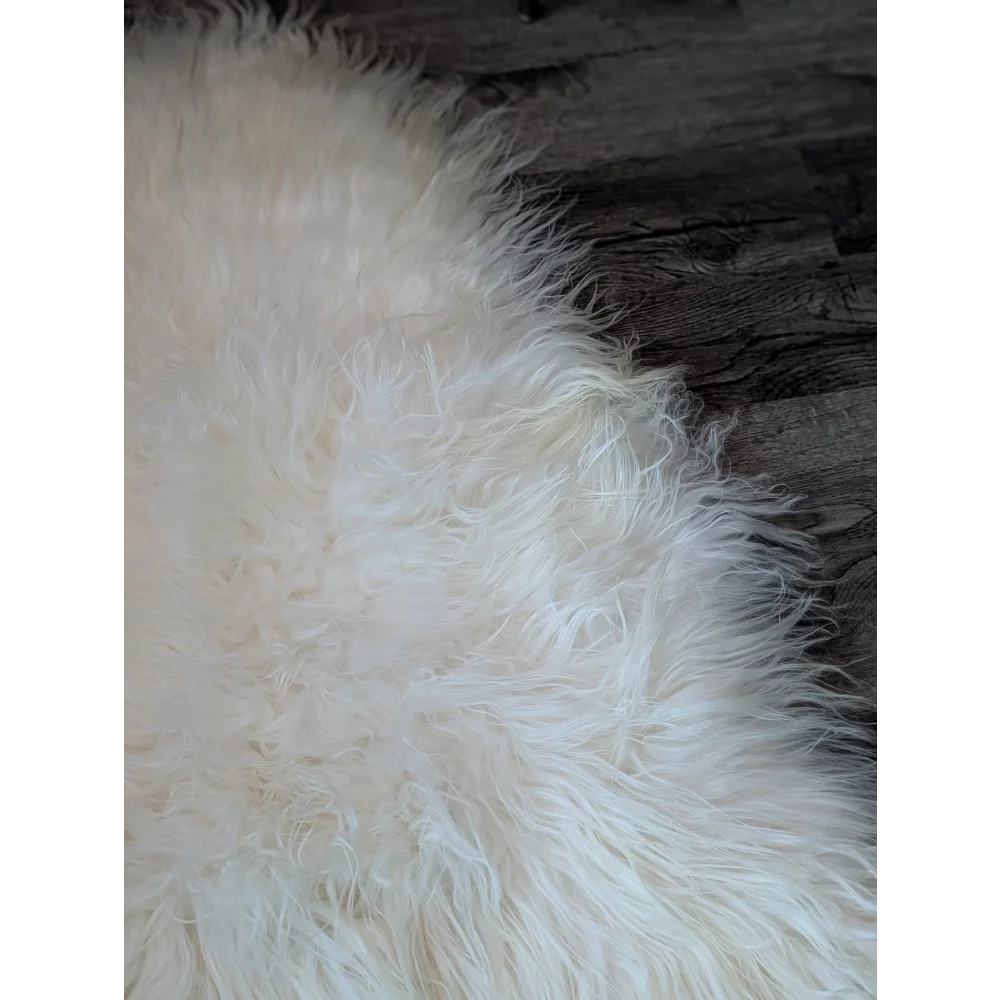 DE34❤️54" x 30" Natural White Icelandic Sheepskin