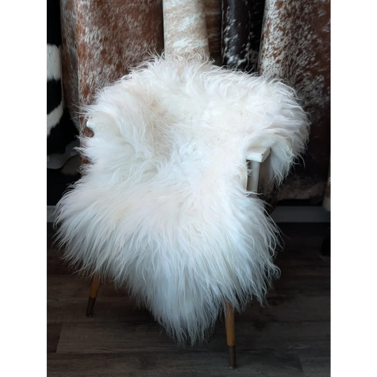 DE39❤️53" x 34" Natural White Icelandic Sheepskin