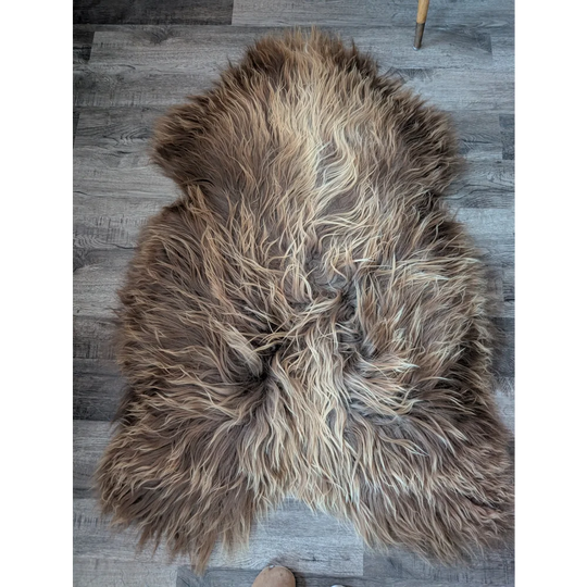 SPT10❤️53" x 34" Peau de mouton islandaise douce et impaire