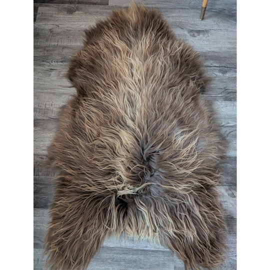 SPT10❤️53" x 34" Peau de mouton islandaise douce et impaire