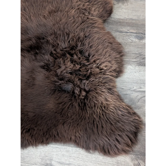 DE56❤️❤️47" x 30" Gorgeous Fluffy British Sheepskin