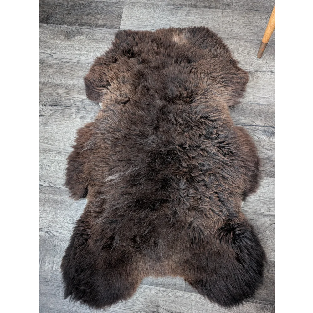 Gorgeous fluffy 45x30 rare British sheepskin rug with curly fur