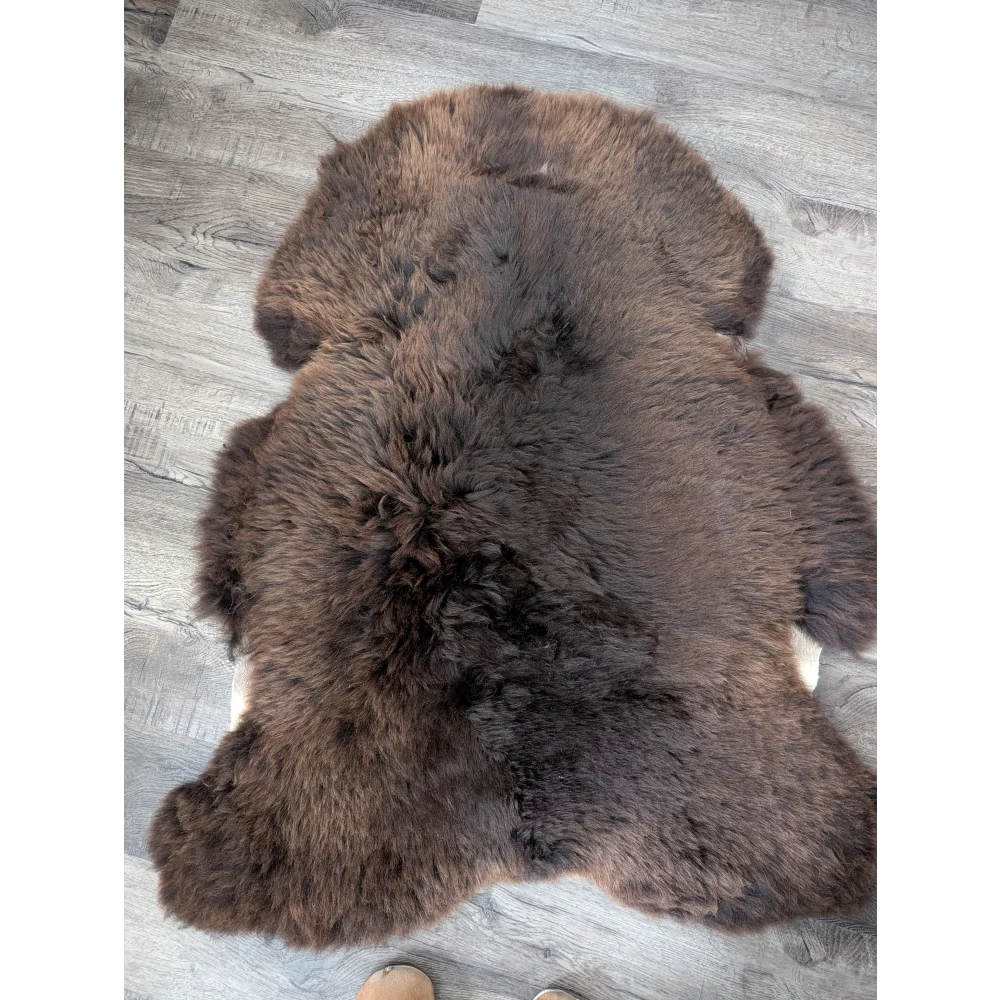 Gorgeous fluffy 44x32 rare British sheepskin rug with soft dense fur