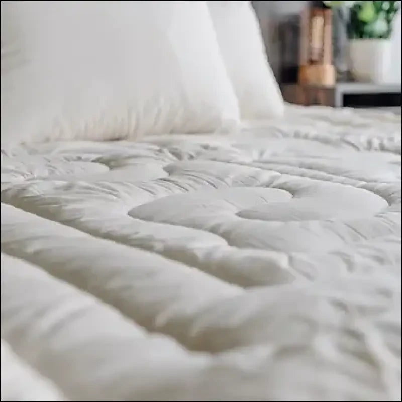 Double Size Premium Canadian Wool Stuffed Mattress pad - Bedding