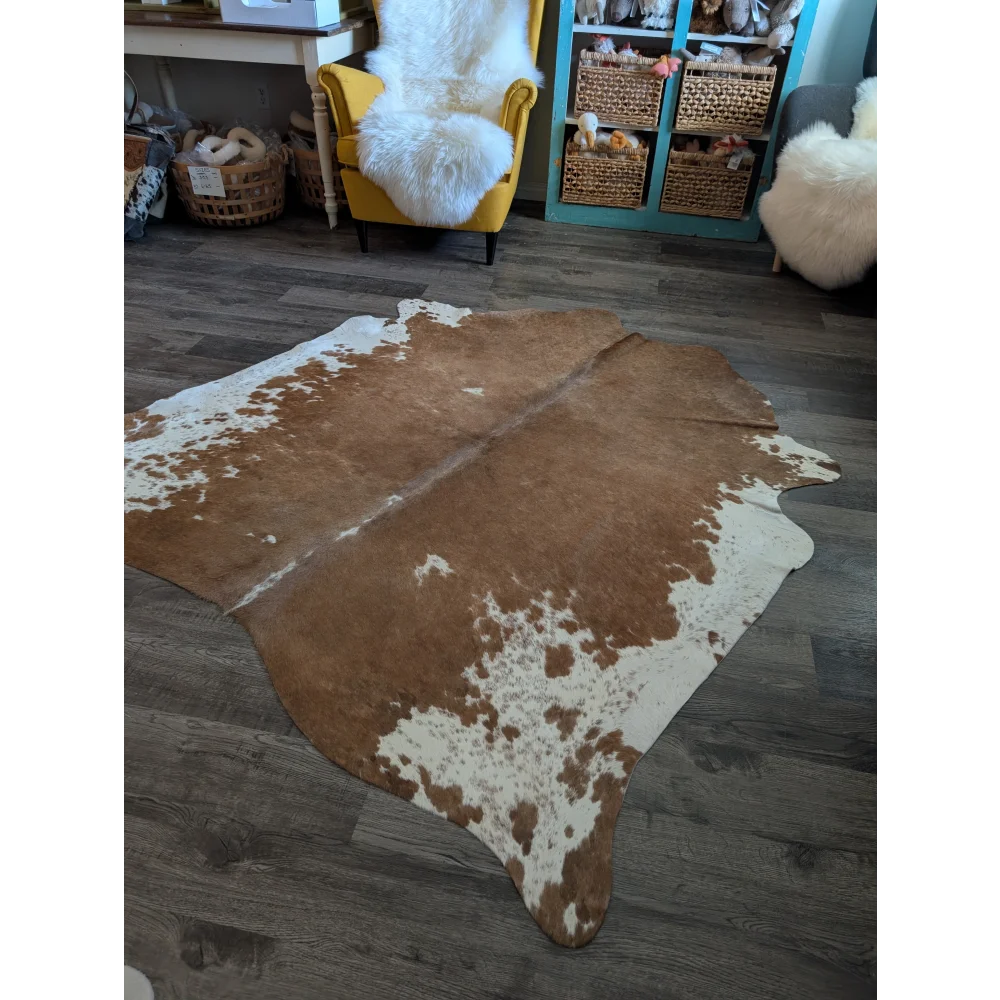 Large cowhide rug es07 with beautiful brown and white natural irregular patches for stylish home decor
