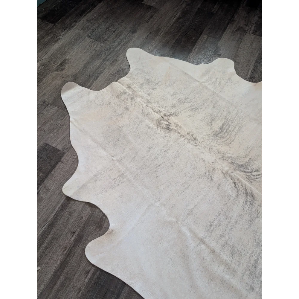 Large white cowhide rug es11 with natural edges and subtle grayish brown markings perfect for beautiful rugs