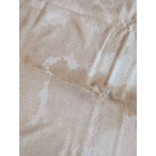 Beige and white large cowhide rug es703 with natural textured surface perfect for beautiful rugs collection