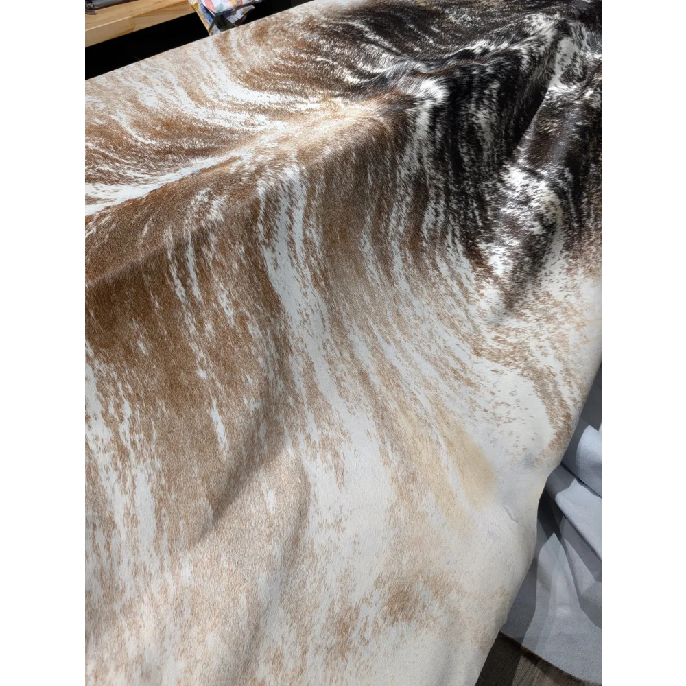 Extra large cowhide rug in gold and silver plush pattern, 102 x 91 inches