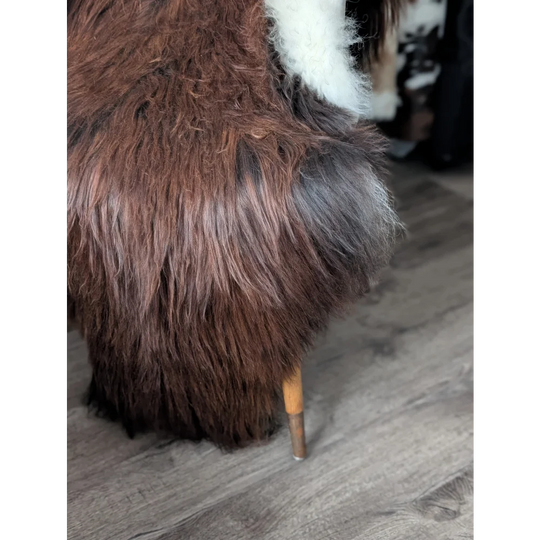Gorgeous 56x33 Icelandic sheepskin rug by Angus Oliver, brown white fur coat
