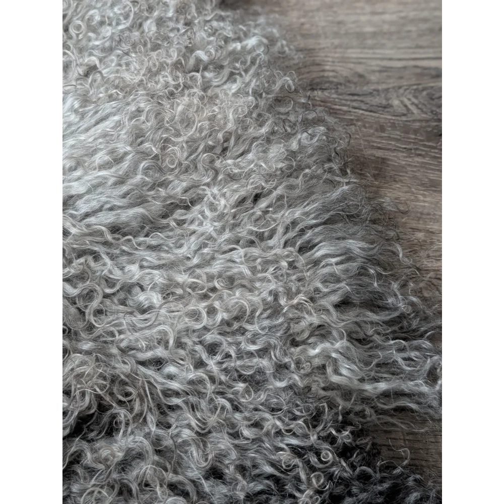 Cozy curly gray Gotland sheepskin scarf, 52x31 Oliver Luxury Sheepskins