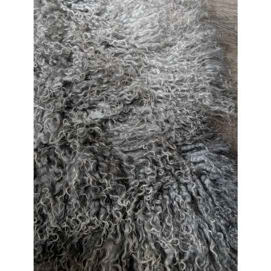 Grey curly Gotland sheepskin rug 50x29 soft natural texture