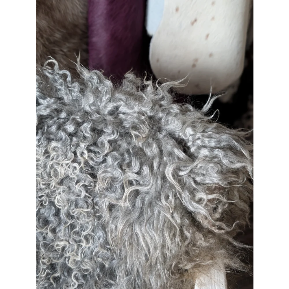 Silver curly Gotland sheepskin wig with gray white highlights, 44x30in synthetic
