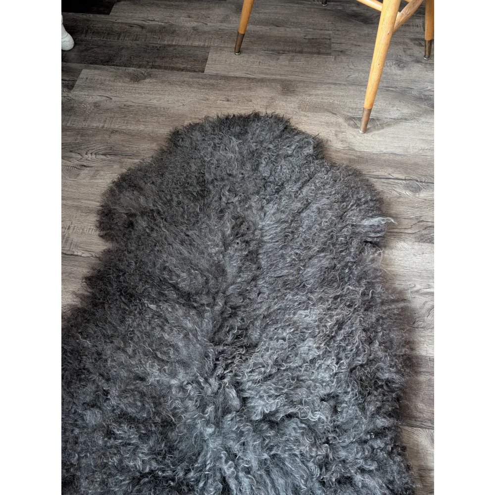 Gotland sheepskin rug 52x31 with soft gray natural texture