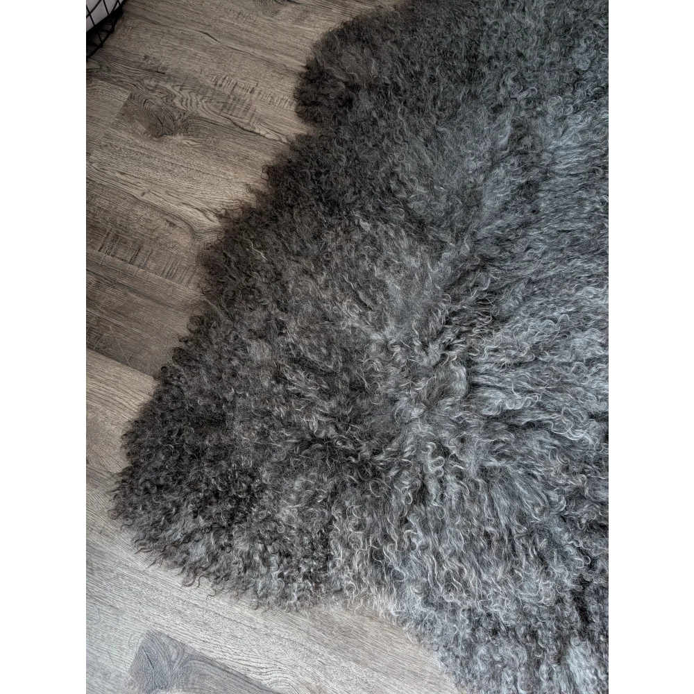Charcoal gray shaggy Gotland sheepskin rug 52x31 from Oliver Luxury Sheepskins