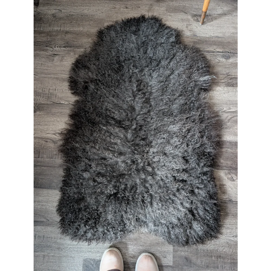 Gotland sheepskin rug 52x31 in charcoal gray with soft natural texture