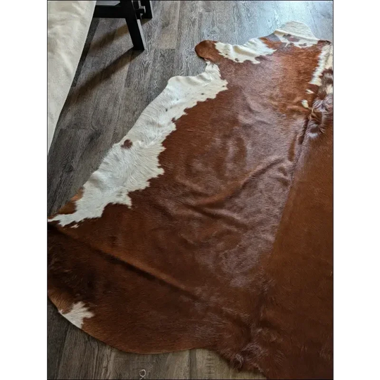 Extra large Hereford#109 cowhide rug, 94’’ x 85.5’’, brown white patches, soft underfoot