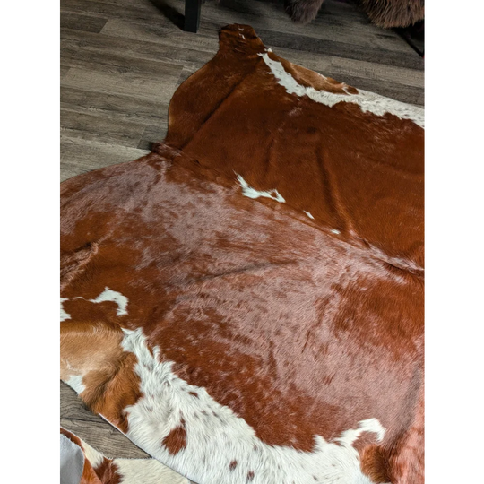 Extra large cowhide rug Hereford#198 with soft brown white patches