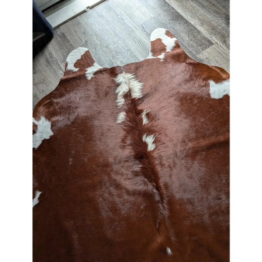 Extra large Hereford#198 cowhide rug with brown white patches, soft underfoot