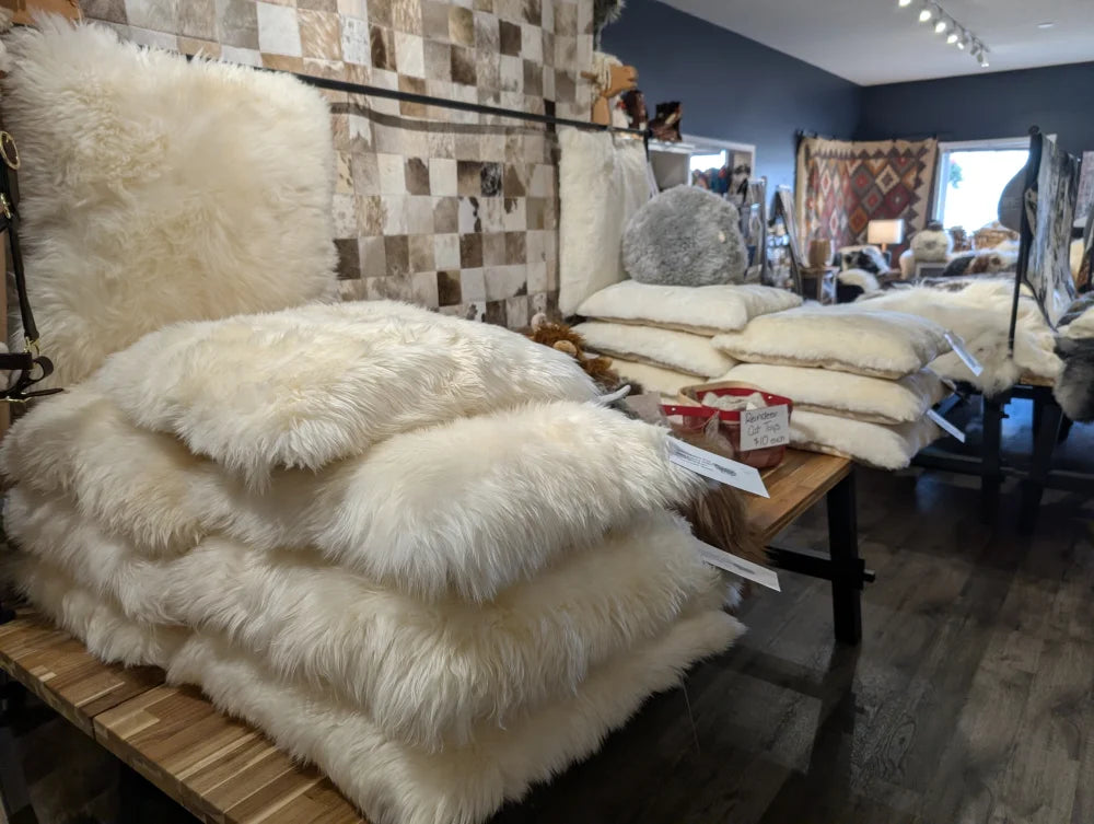 White fluffy Canadian sheep’s wool sheepskin pet bed throw
