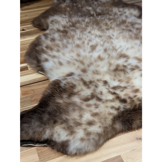 JA7❤️45" x 28.5" Gorgeous Fluffy British Sheepskin
