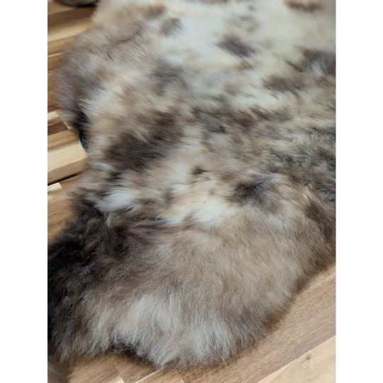 JA8❤️46" x 25" Gorgeous Fluffy British Sheepskin