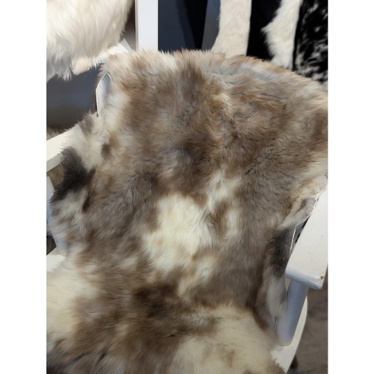 JA9❤️45" x 27" Gorgeous Fluffy British Sheepskin