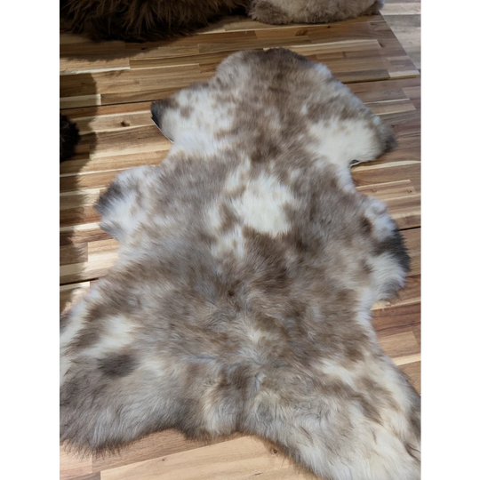 JA9❤️45" x 27" Gorgeous Fluffy British Sheepskin