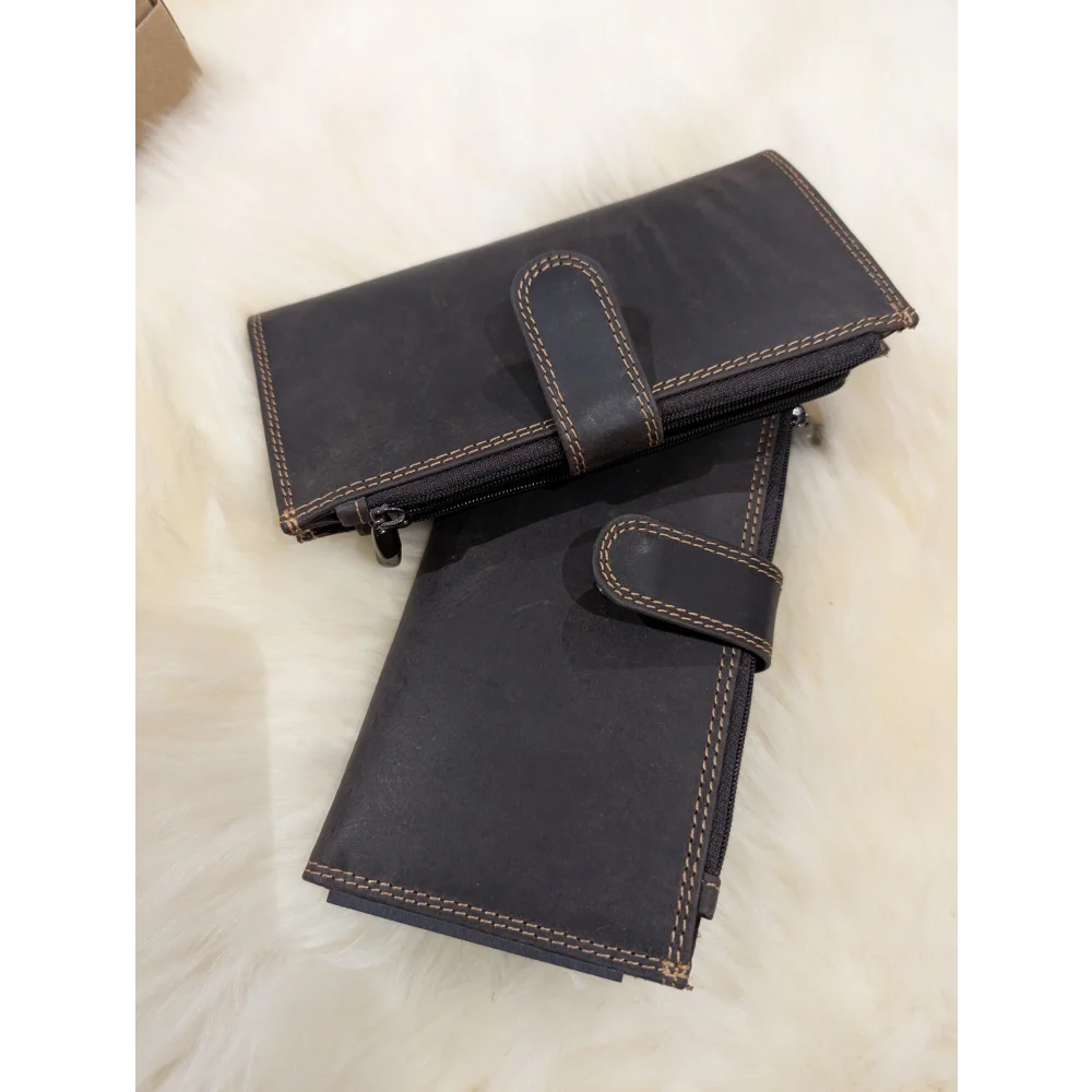 Angus Oliver dark brown sheepskin leather wallet with white stitching and zipper