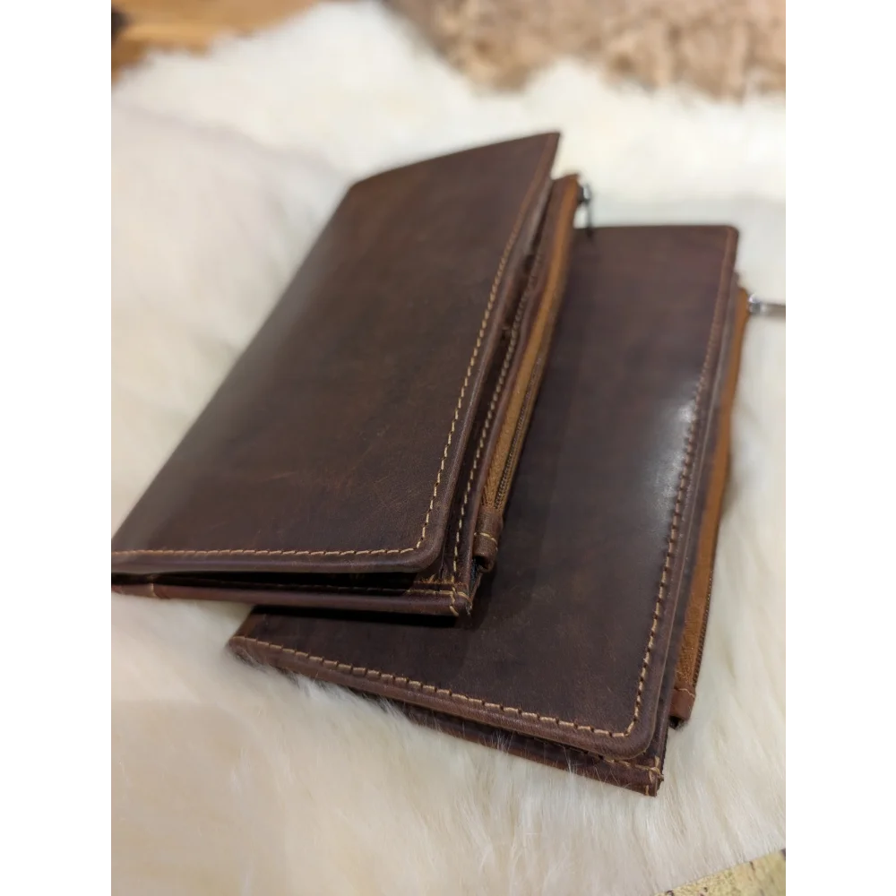 Angus Oliver brown sheepskin leather wallet with stitching