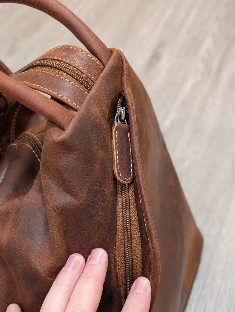 Brown leather shoulder bag GW006B best seller with stitching and zipper pull