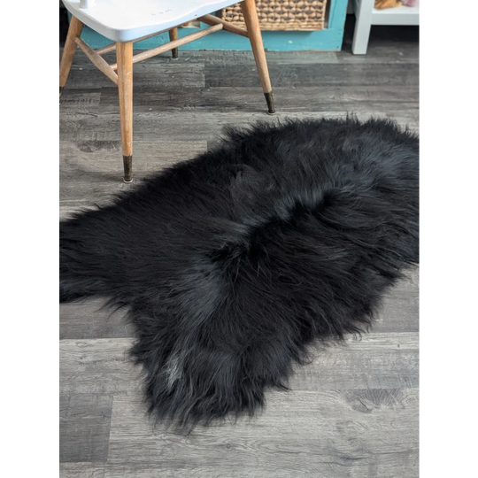 Black fluffy luv34❤️ large soft icelandic sheepskin rug with natural shape and long wool for cozy decor