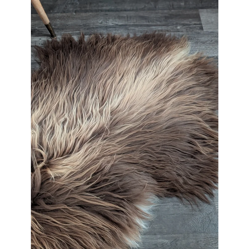 Luv43 59 x 33 inch plush long wool icelandic sheepskin rug in bronze with soft natural texture