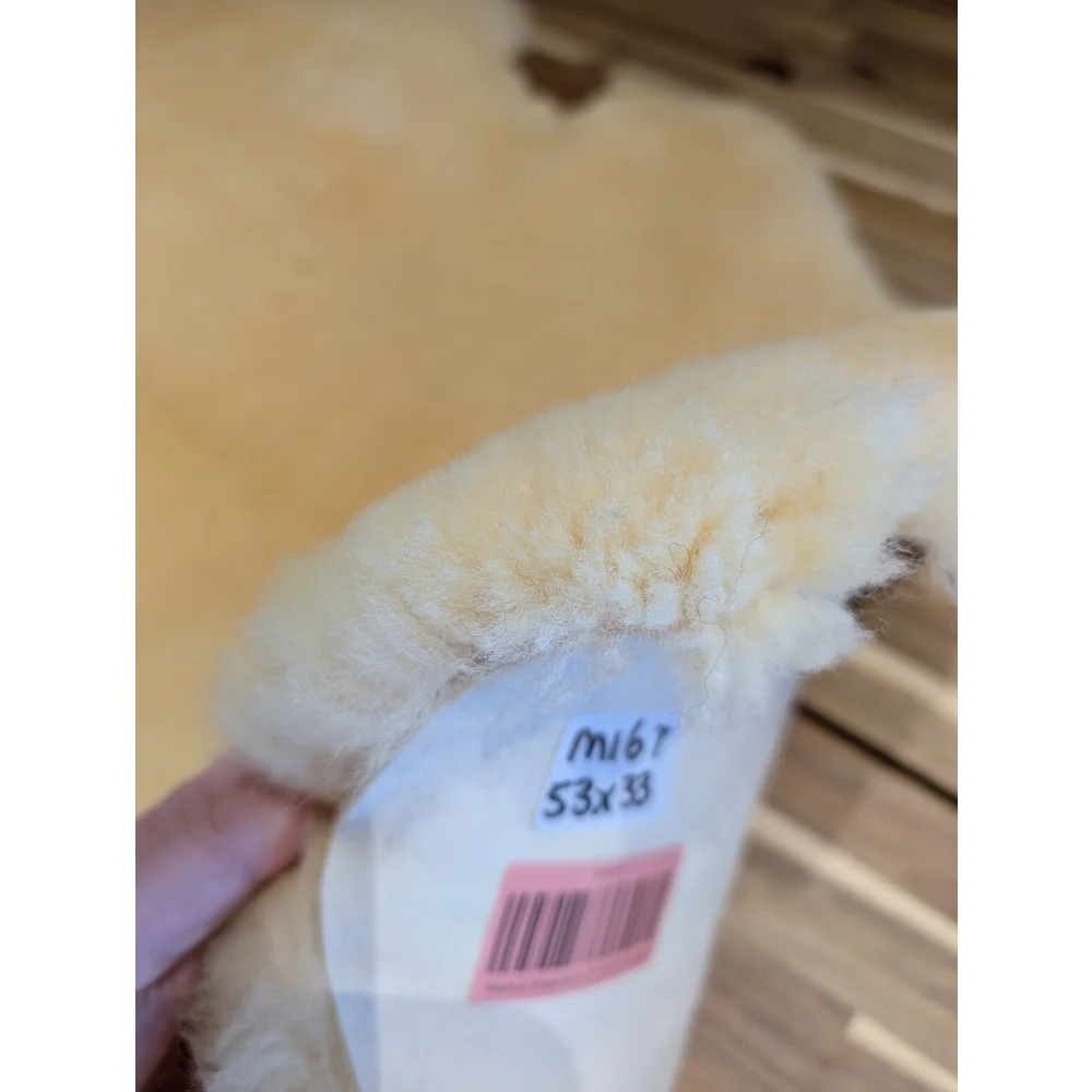 M16  53"x 33" Nice Thick Wool Massive Medical Sheepskin
