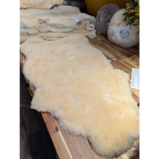 M4 55"x 32" Massive Medical Sheepskins