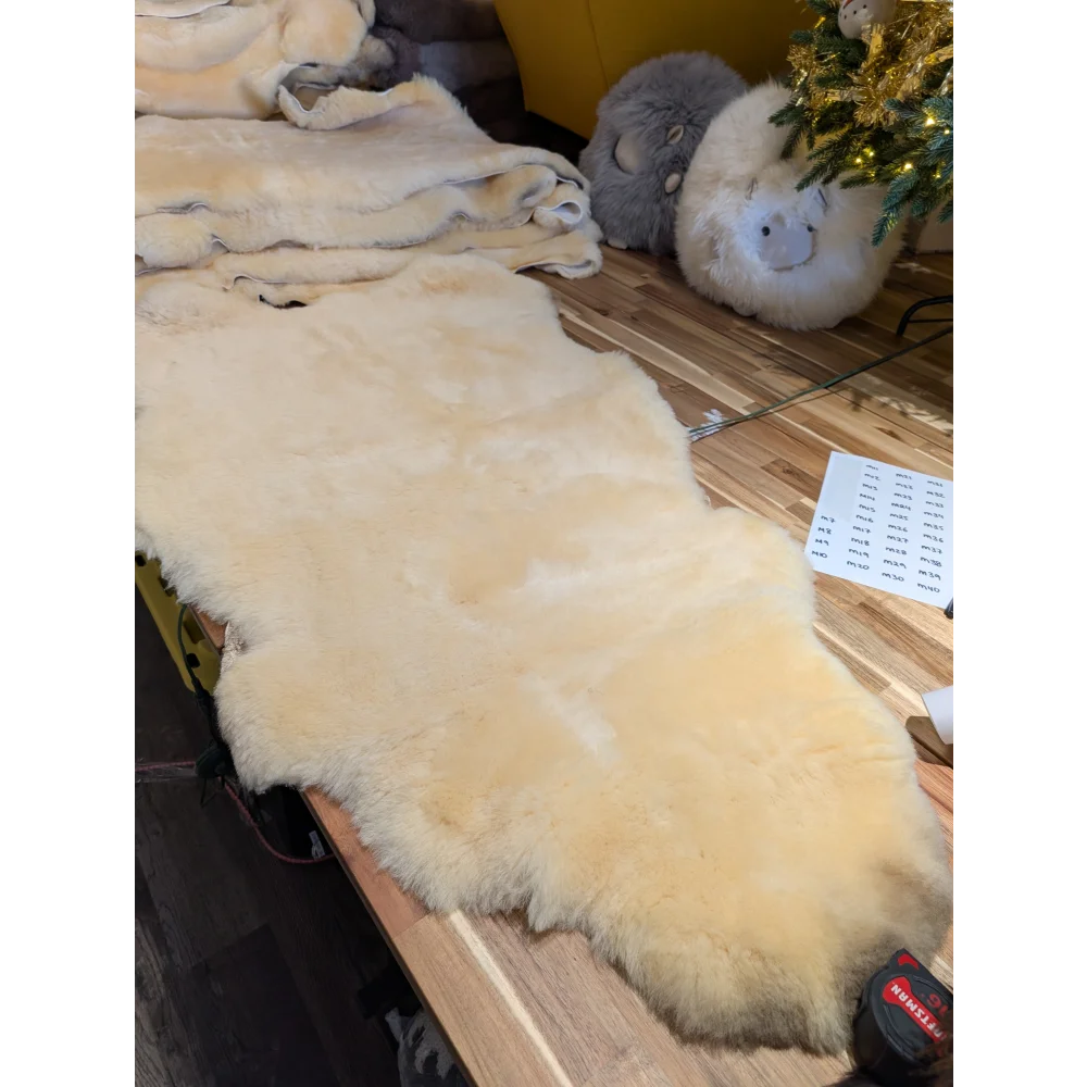 M6 55"x 31" Massive Medical Sheepskins