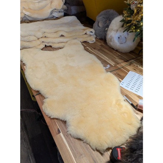 M8 53"x 30" Massive Medical Sheepskins