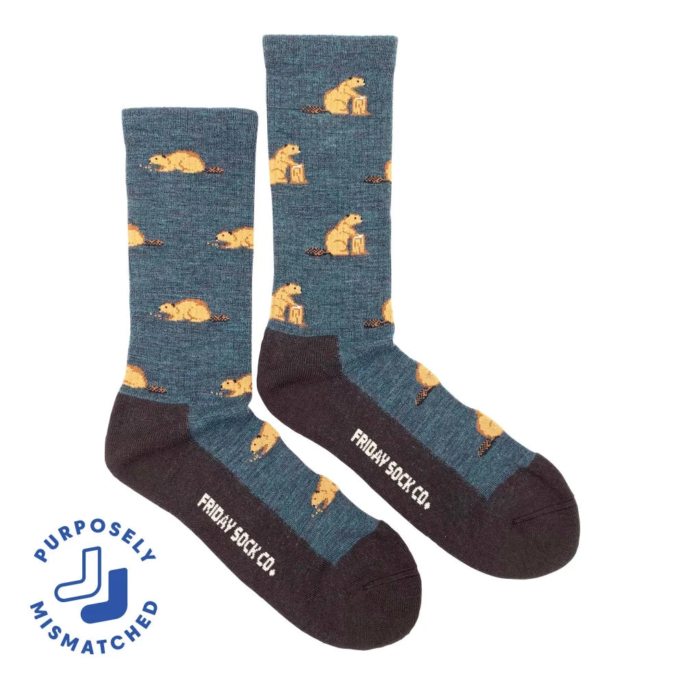 Men’s blue heathered merino wool socks with yellow beaver and brown log pattern and dark gray reinforced toe and heel