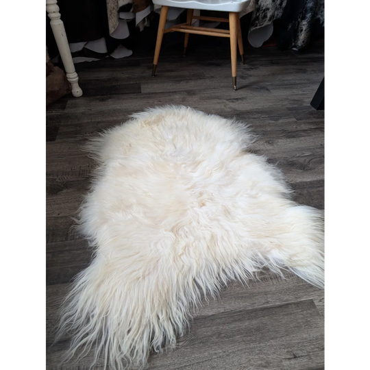 SPECIAL! White Icelandic Sheepskin