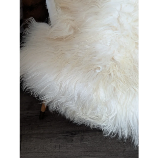 SPECIAL! White Icelandic Sheepskin