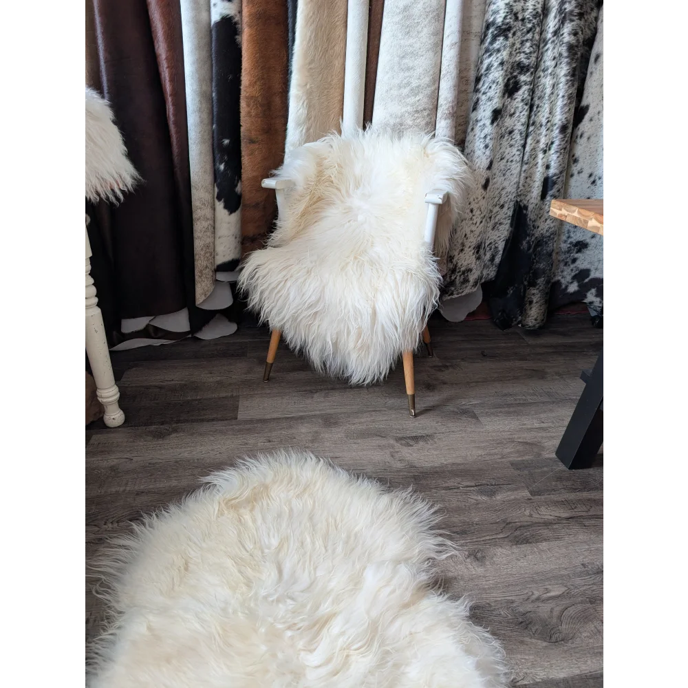 SPECIAL! White Icelandic Sheepskin