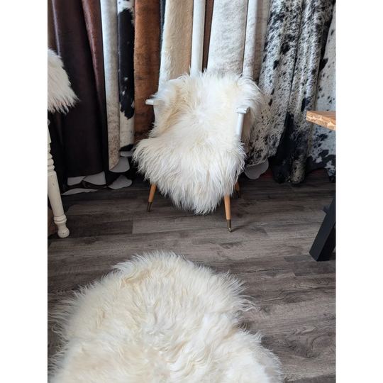 SPECIAL! White Icelandic Sheepskin