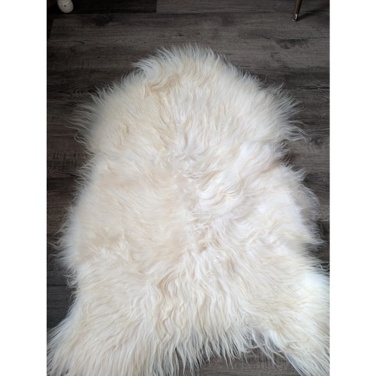 SPECIAL! White Icelandic Sheepskin
