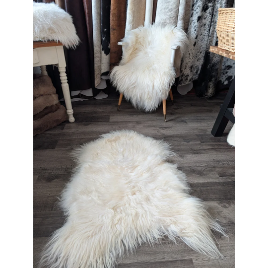 SPECIAL! White Icelandic Sheepskin