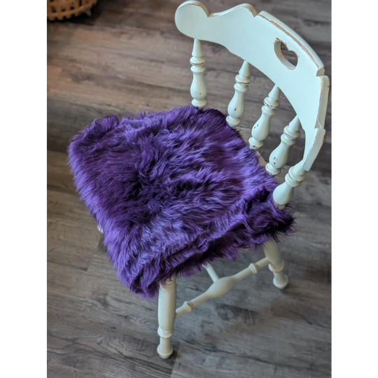 Grape purple merino sheepskin chair pad with heart cutout, European standards