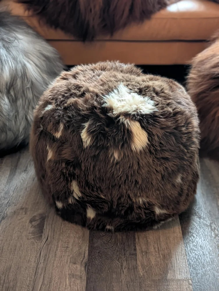 Natural british Angus Oliver fluffy sheepskin floor pouf